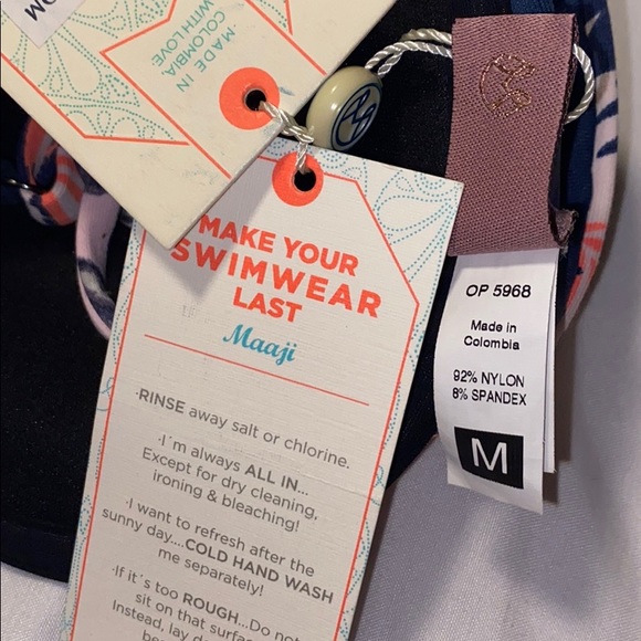 Maaji Seashells Night Bikini Top Sz M - Picture 8 of 9